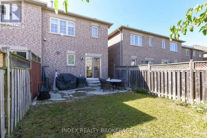 51 Heartview Road  Brampton (Sandringham-Wellington), L6Z0C7 | Image 27