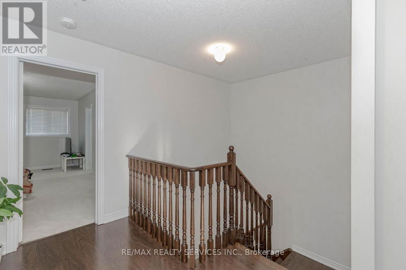 20 Blackberry Valley Crescent  Caledon, L7C3Z7 | Image 24