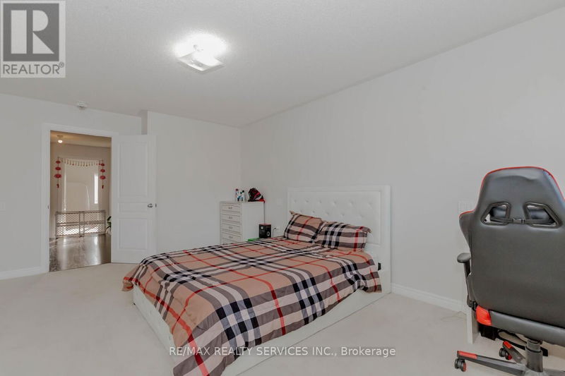 20 Blackberry Valley Crescent  Caledon, L7C3Z7 | Image 26