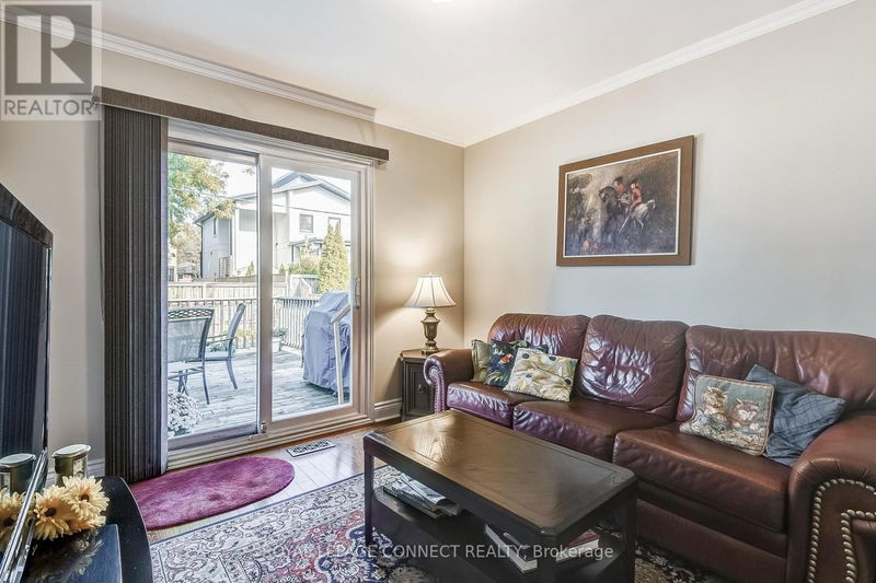 7 Lormar Drive  Toronto (Islington-City Centre West), M9B4V7 | Image 15