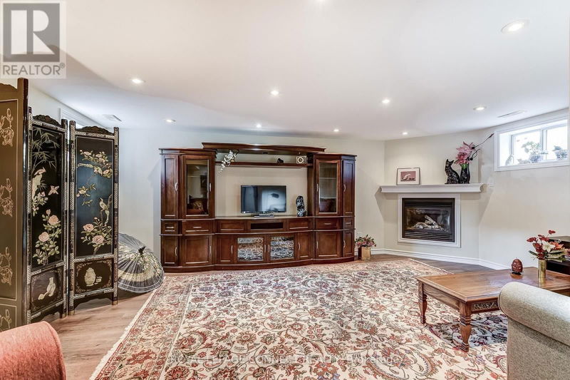 7 Lormar Drive  Toronto (Islington-City Centre West), M9B4V7 | Image 18