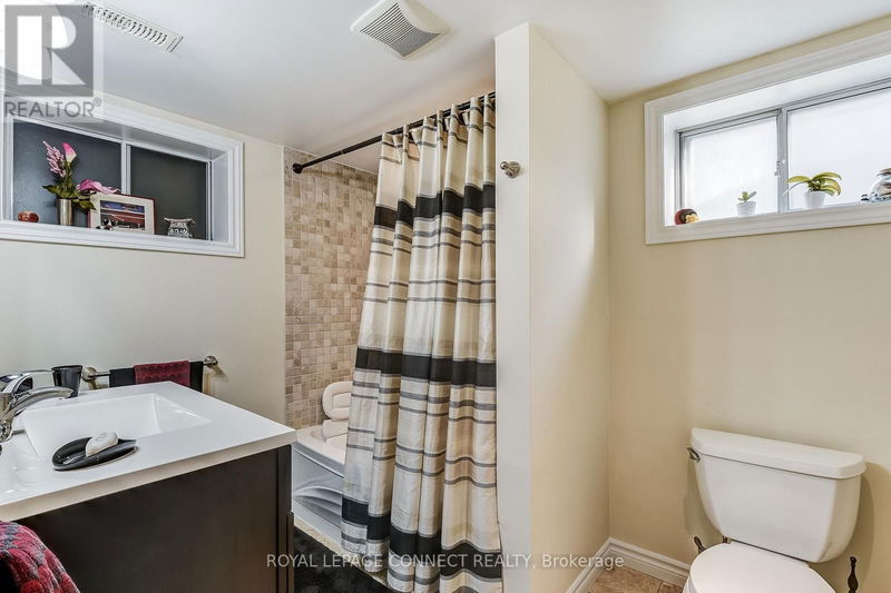 7 Lormar Drive  Toronto (Islington-City Centre West), M9B4V7 | Image 22