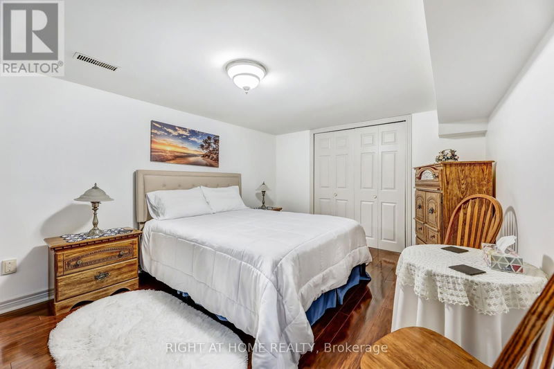 1665 Asgard Drive  Mississauga (Lakeview), L5E3G5 | Image 32