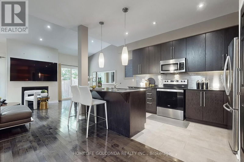 2291 Whistling Springs Crescent  Oakville (West Oak Trails), L6M0C5 | Image 12