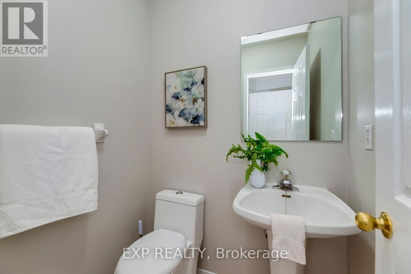 4208 Sagebrush Trail  Mississauga (Creditview), L5C4S1 | Image 25