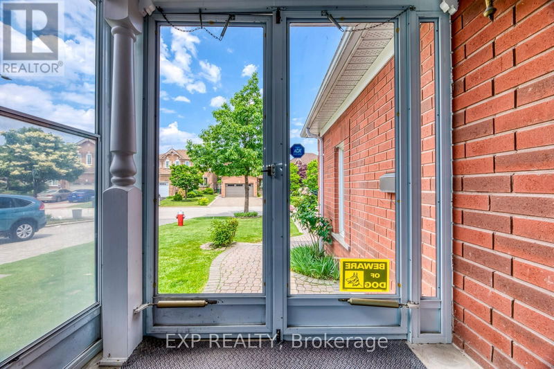 4208 Sagebrush Trail  Mississauga (Creditview), L5C4S1 | Image 27