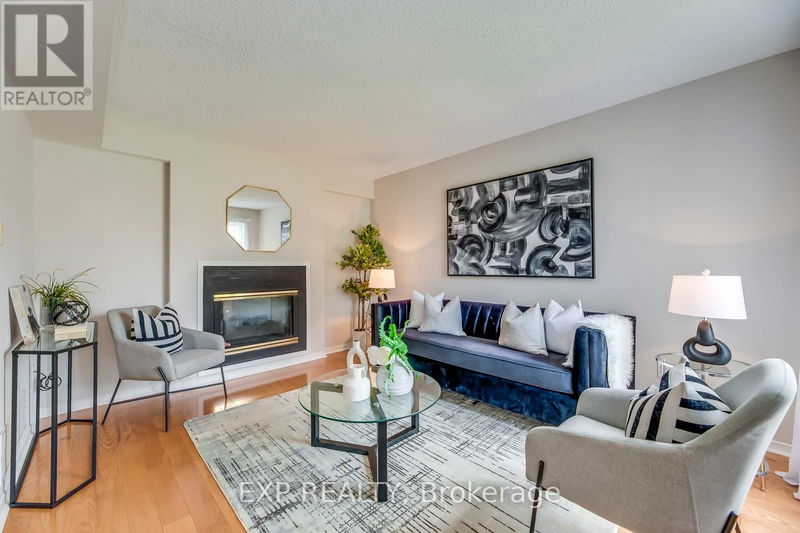 4208 Sagebrush Trail  Mississauga (Creditview), L5C4S1 | Image 3