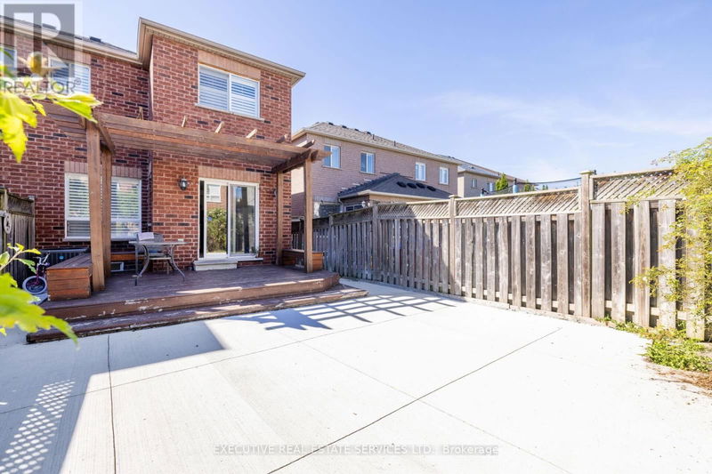 7516 Magistrate Terrace  Mississauga (Meadowvale Village), L5W1L3 | Image 36