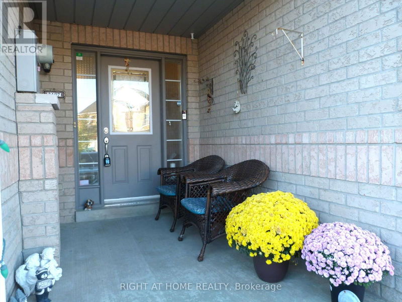 3497 Southwick Street  Mississauga (Churchill Meadows), L5M7L6 | Image 2