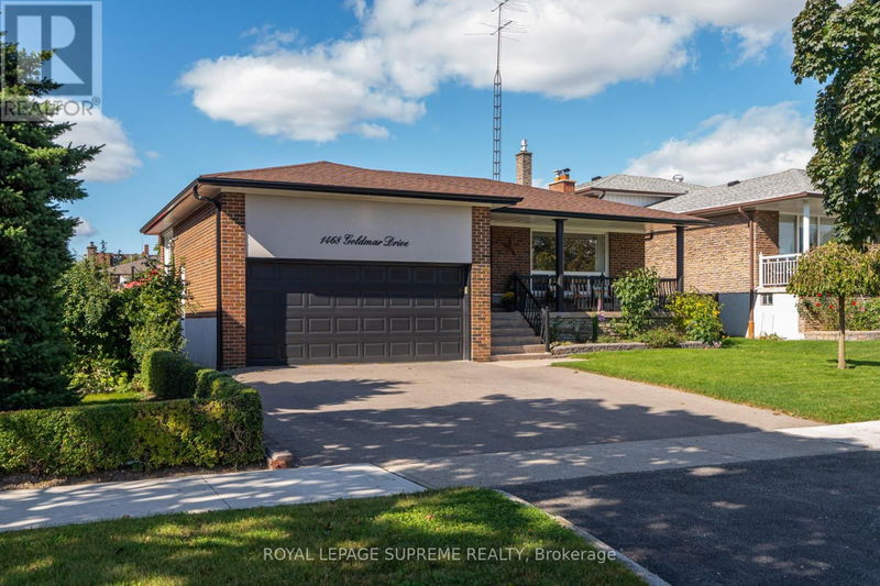 1468 Goldmar Drive  Mississauga (Applewood), L4X1N5 | Image 2