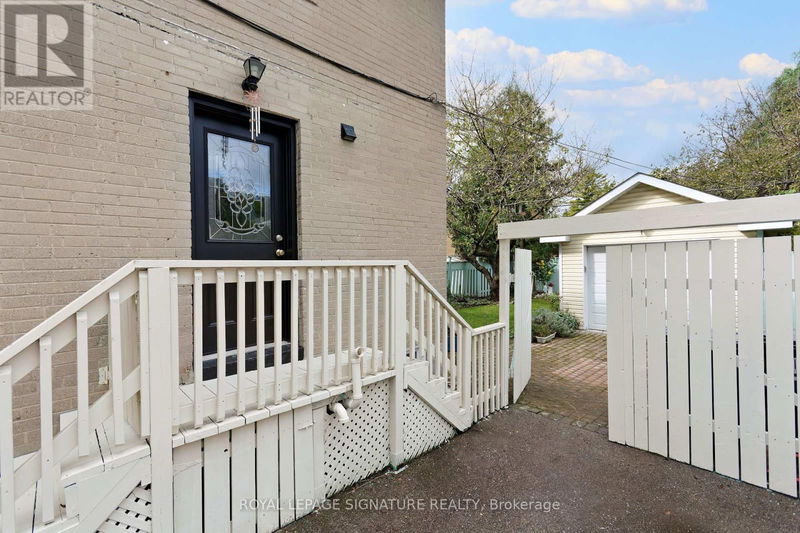 210 St. Marks Road  Toronto (Lambton Baby Point), M6S2H9 | Image 37