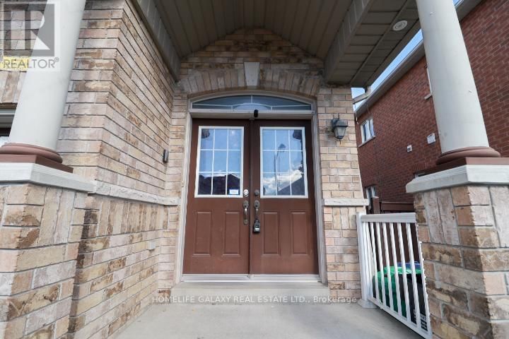 41 Crystalview Crescent  Brampton (Bram East), L6P2R7 | Image 3