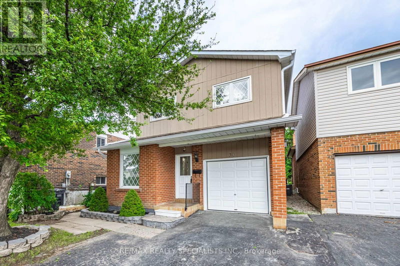 30 Winterfold Drive  Brampton (Madoc), L6V3T2 | Image 3