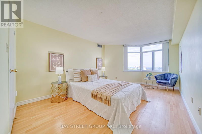  902 - 300 Webb Drive  Mississauga (City Centre), L5B3W3 | Image 25