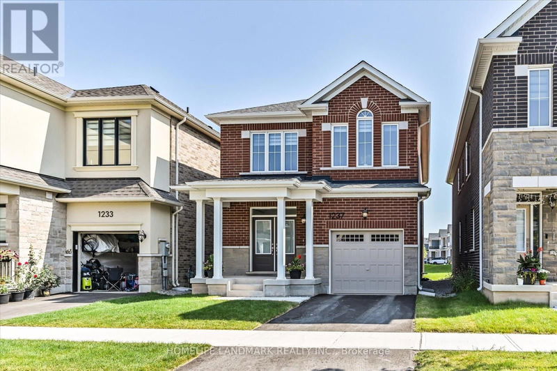 1237 Muskoka Heights  Milton (Bowes), L9E1Y6 | Image 2