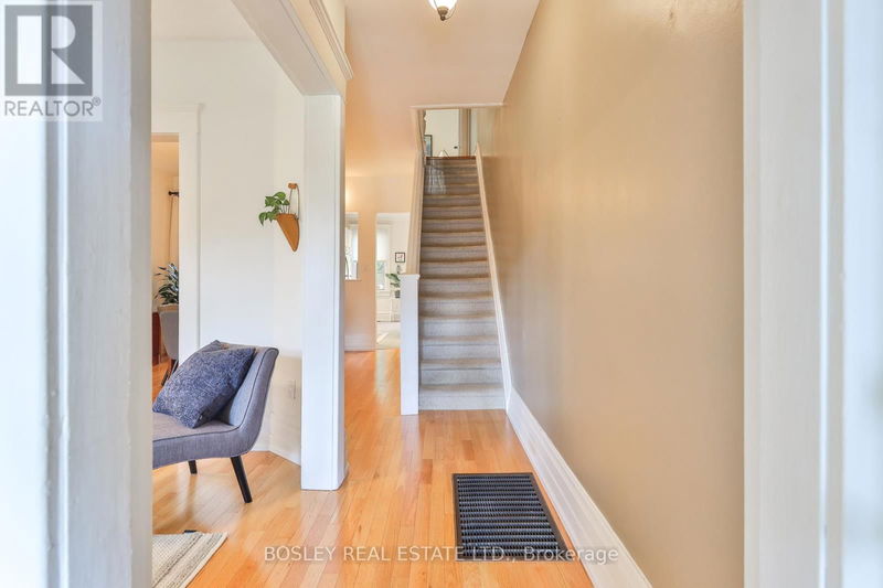 12 Westminster Avenue  Toronto (Roncesvalles), M6R1N4 | Image 2