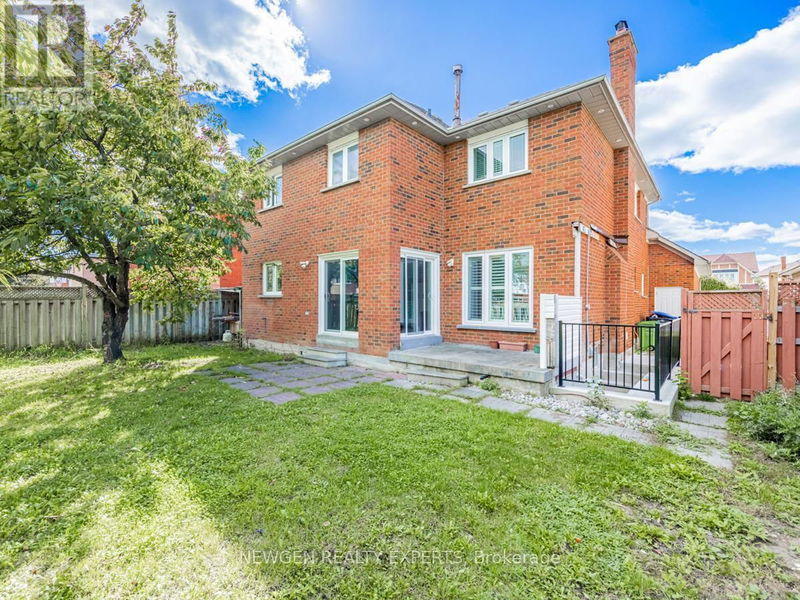 109 Mountainash Road  Brampton (Sandringham-Wellington), L6R1H7 | Image 32