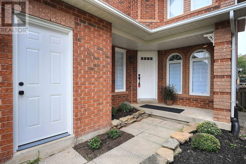 3845 Althorpe Circle  Mississauga (Lisgar), L5N7G5 | Image 2