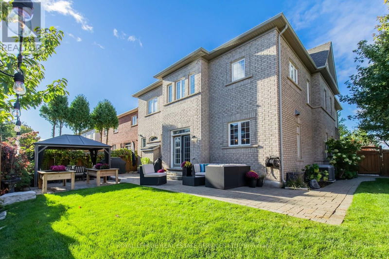 2265 Millstone Drive  Oakville (West Oak Trails), L6M0H2 | Image 40