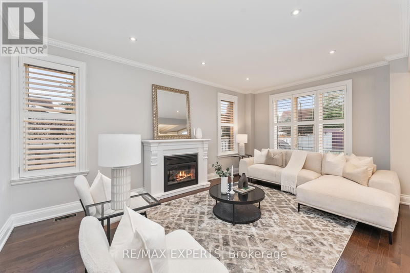 16 Windsor Road  Toronto (Kingsview Village-The Westway), M9R3G1 | Image 10