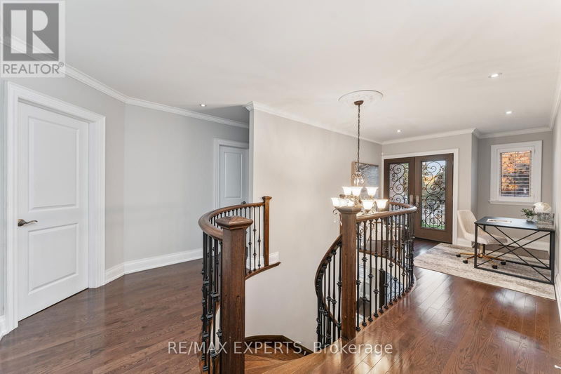 16 Windsor Road  Toronto (Kingsview Village-The Westway), M9R3G1 | Image 17