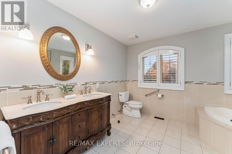 16 Windsor Road  Toronto (Kingsview Village-The Westway), M9R3G1 | Image 20