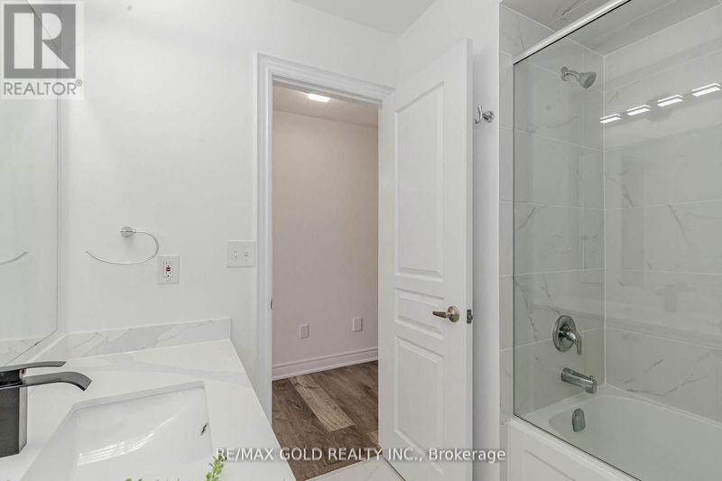 3485 Fourth Line  Oakville, L6M1N8 | Image 26