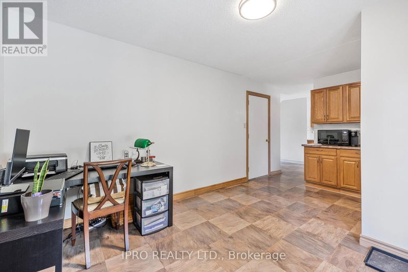 6 Golf View Drive  Brampton (Brampton East), L6W1A5 | Image 14