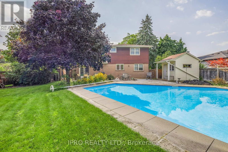 6 Golf View Drive  Brampton (Brampton East), L6W1A5 | Image 35