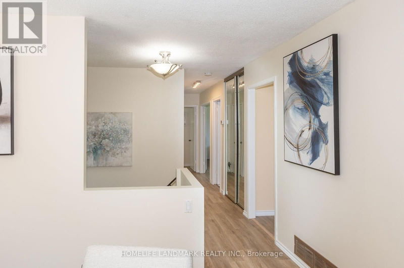 3337 Rhonda Valley  Mississauga (Mississauga Valleys), L5A3G2 | Image 3