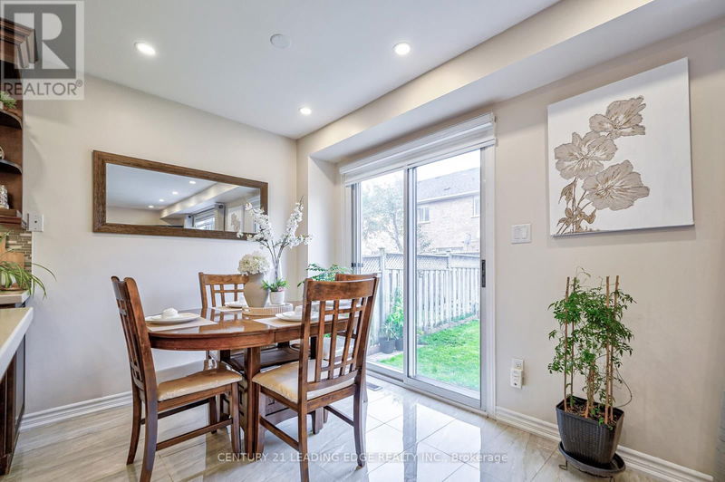 3263 Camberwell Drive  Mississauga (Churchill Meadows), L5M6T2 | Image 13