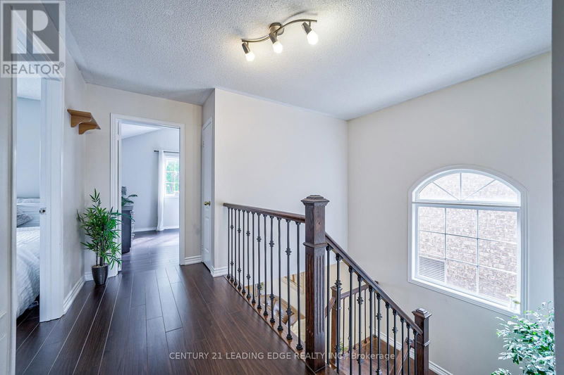 3263 Camberwell Drive  Mississauga (Churchill Meadows), L5M6T2 | Image 25