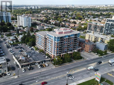  707 - 2772 Keele Street East Toronto (Downsview-Roding-CFB), M3M0A3 | Image 1