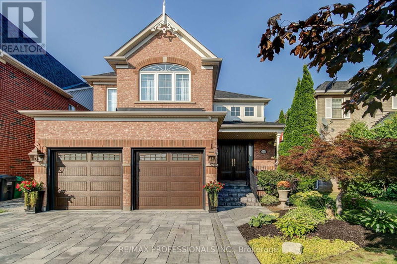 7123 Appletree Lane  Mississauga (Meadowvale Village), L5W1W5 | Image 1