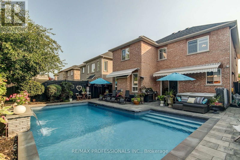 7123 Appletree Lane  Mississauga (Meadowvale Village), L5W1W5 | Image 38