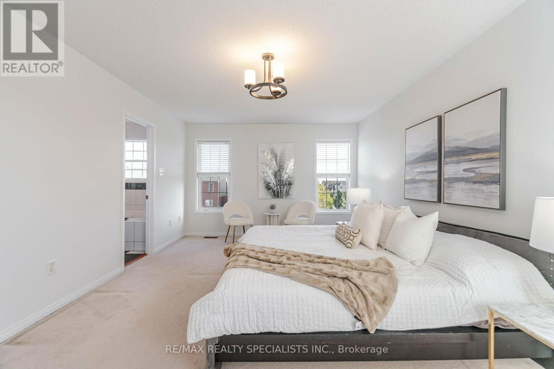 202 Littlewood Drive  Oakville (Uptown Core), L6H6T6 | Image 26