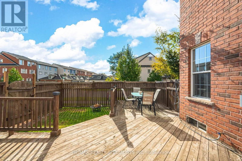 202 Littlewood Drive  Oakville (Uptown Core), L6H6T6 | Image 36