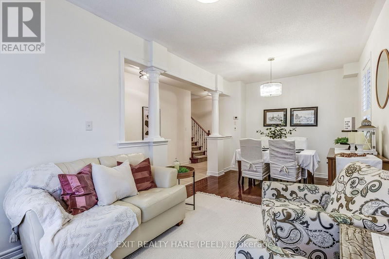 4 Bouvier Gate  Brampton (Fletcher's Meadow), L7A3T3 | Image 9