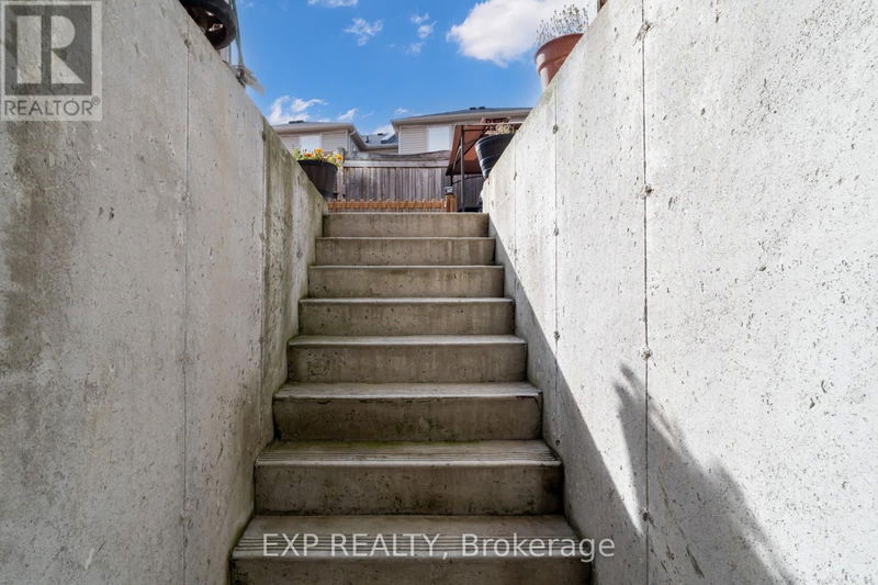 30 Leila Jackson Terrace  Toronto (Downsview-Roding-CFB), M3L0B3 | Image 34