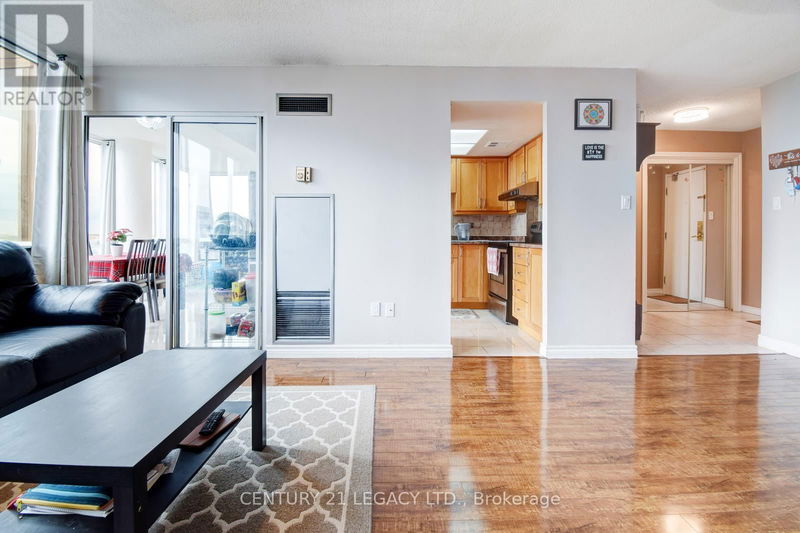  1410 - 10 Markbrook Lane  Toronto (Mount Olive-Silverstone-Jamestown), M9V5E3 | Image 12