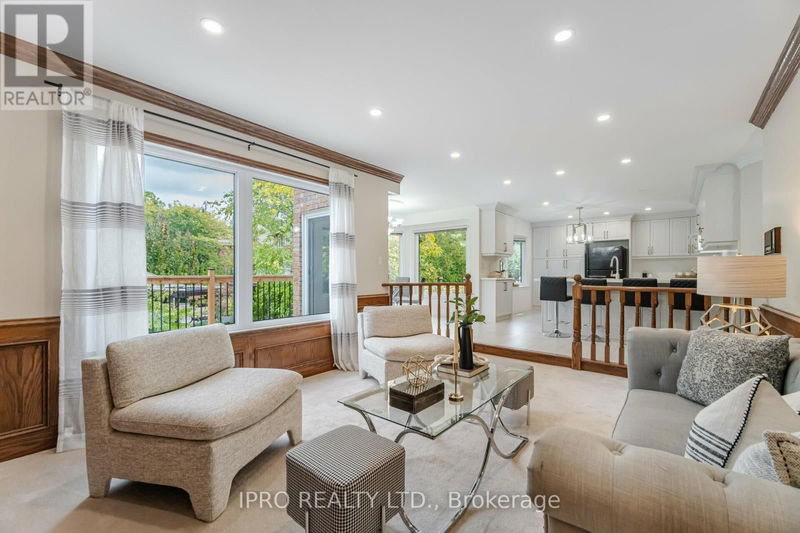 1905 Folkway Drive  Mississauga (Erin Mills), L5L3T7 | Image 15