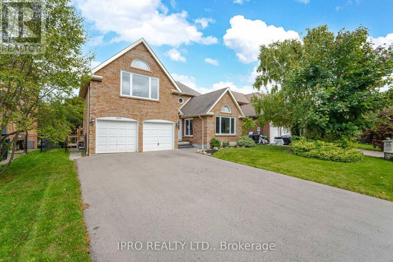 1905 Folkway Drive  Mississauga (Erin Mills), L5L3T7 | Image 2