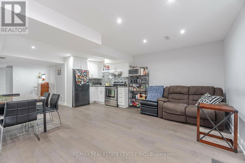 5574 Taw Avenue  Mississauga (East Credit), L5V2B1 | Image 33