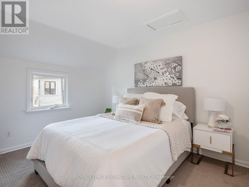 323 Gilbert Avenue South Toronto (Caledonia-Fairbank), M6E4W9 | Image 20