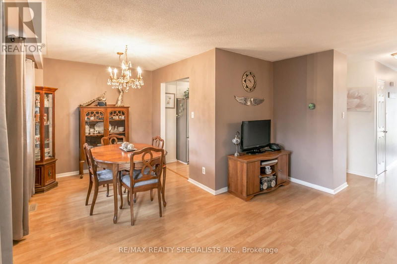  5 - 3400 Rhonda Valley Boulevard  Mississauga (Mississauga Valleys), L5A3L9 | Image 14