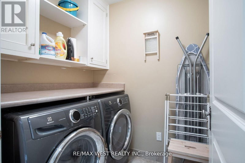 16 Ashton Manor  Toronto (Stonegate-Queensway), M8Y2N5 | Image 14