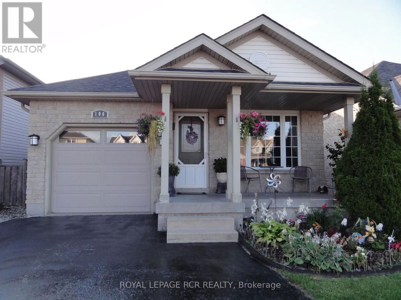 100 Biscayne Crescent  Orangeville, L9W5E5 | Image 2