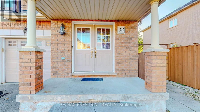 36 Clarion Road  Brampton (Fletcher's Meadow), L7A3T5 | Image 2