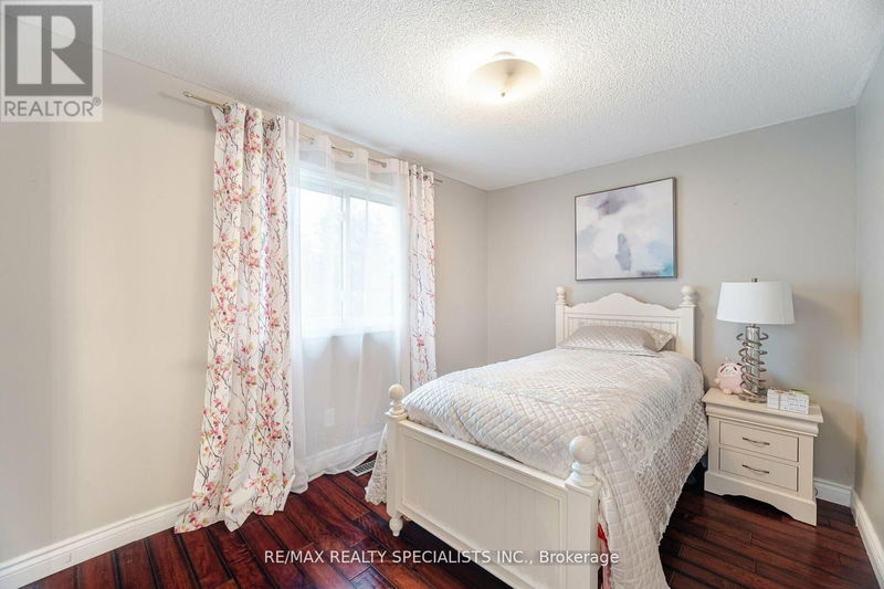 28 Meadow Bush Court  Brampton (Central Park), L6S5B6 | Image 26