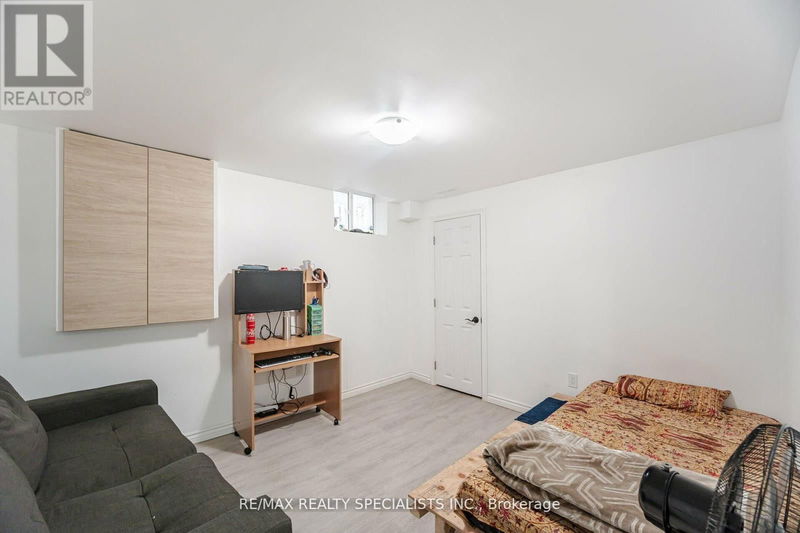 28 Meadow Bush Court  Brampton (Central Park), L6S5B6 | Image 31